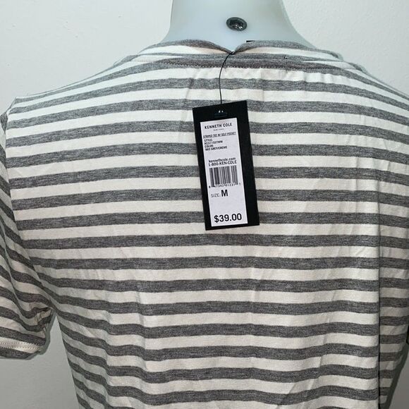 🔥Kenneth Cole t-shirt sz Medium New - Picture 3 of 9